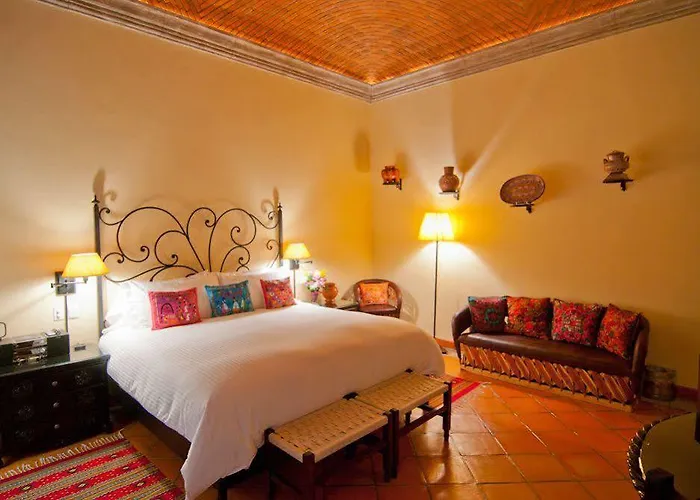 ᐉ ANTIGUA CAPILLA BED AND BREAKFAST ⋆⋆⋆⋆ ( SAN MIGUEL DE ALLENDE ...